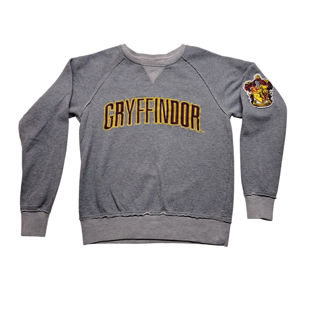 Universal Studios Harry Potter Gryffindor Sweatshirt Small Gray Raw Hem Patch